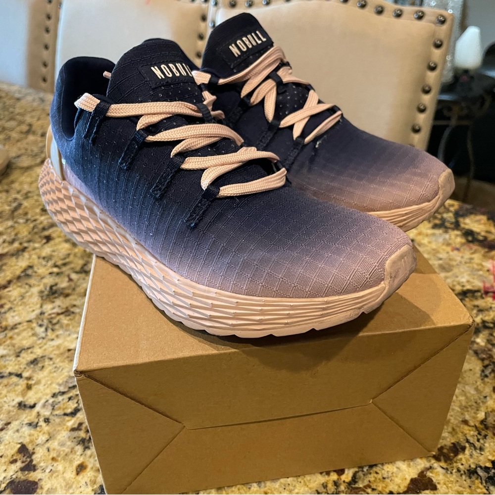 Women’s No bull Project Shoes size 6.5